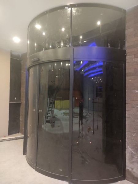 اجرای پروژه درب کرو برای مجموعه تفریحی و گردشگری خوانسار